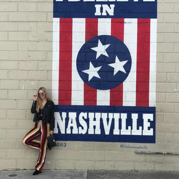 Meet your Posher, Rachel - Picture 1 of 1